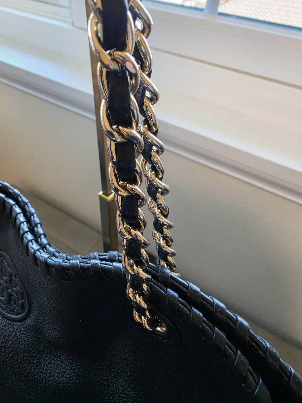 Tory Burch Marion Slouchy Black Pebbled Leather Gold Chain Tote - Picture 3 of 9